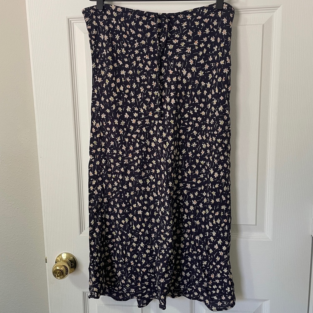 Madewell Navy Midi Skirt with Cream Floral Print